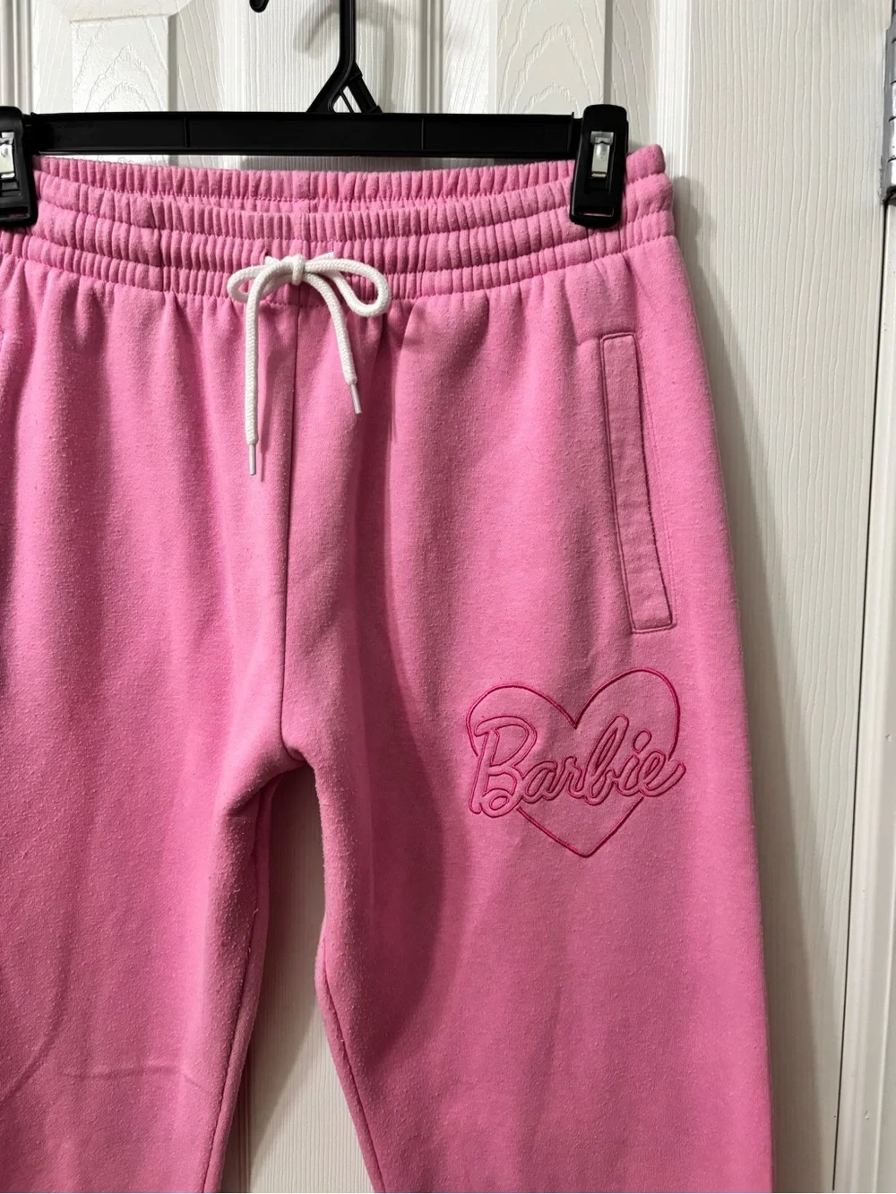 Barbie Pink Fleece Jogger Sweatpants Heart Graphic Stripe Cuff Size Large